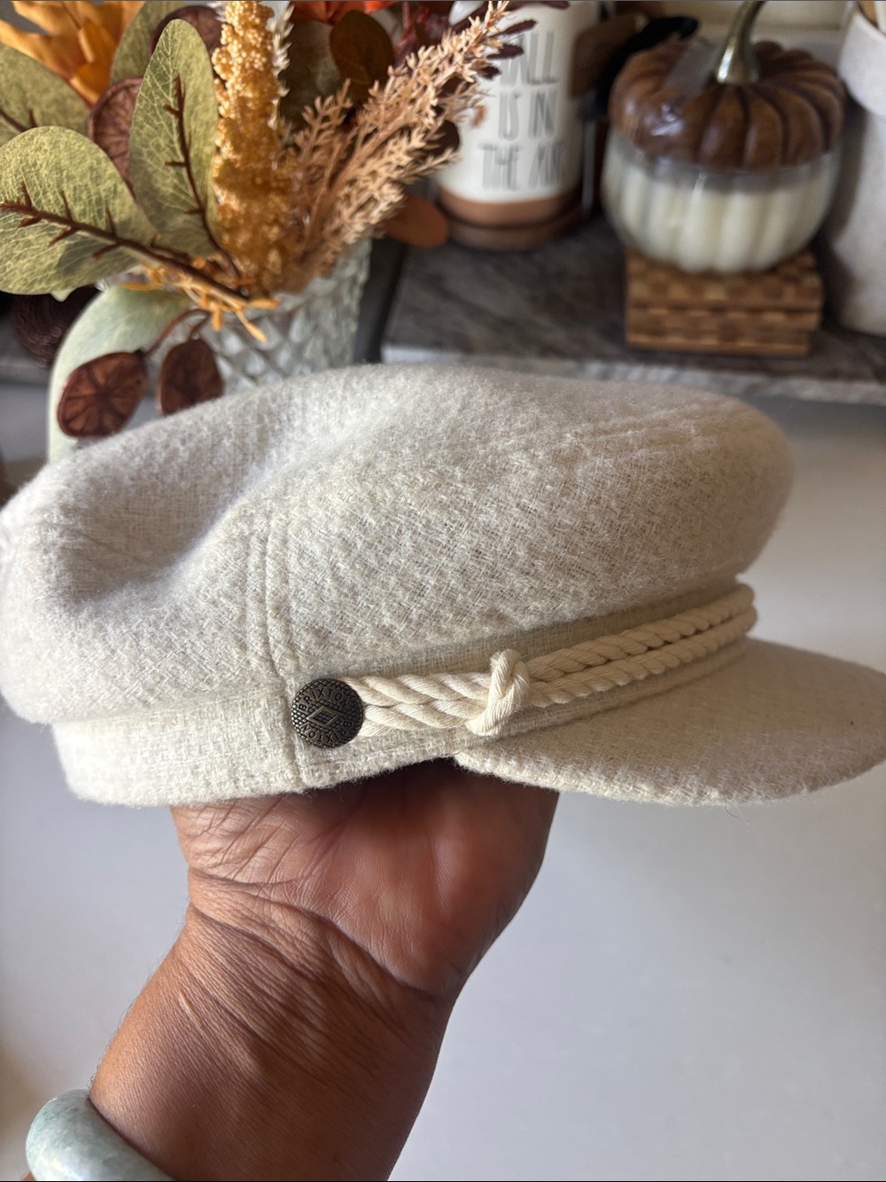 ❤️… Brixton Cream Wool Fiddler Cap